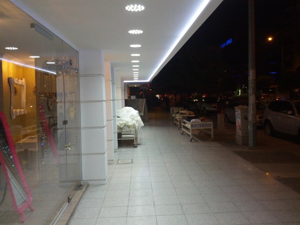Elektrikciniz'den Akarsu Ali Girne Mağaza Tadilat ve Montajı